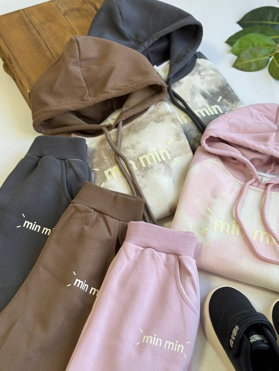 هودی شلوار min min - نی نی لوس