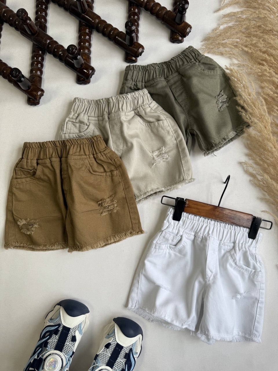 شلوارک زیر ریش - نی نی لوس