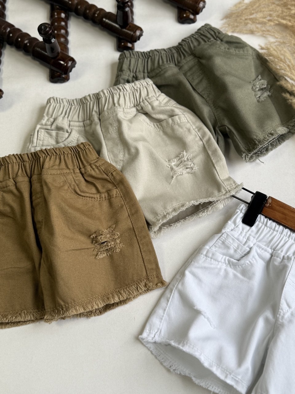 شلوارک زیر ریش - نی نی لوس